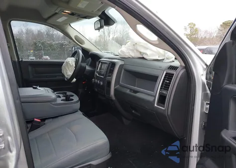 2014 Ram 1500 Express z USA, uszkodzony, nr VIN 1C6RR7KT0ES470934